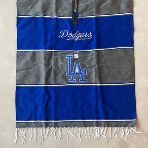 BRAND NEW LA Dodgers poncho ⚾️